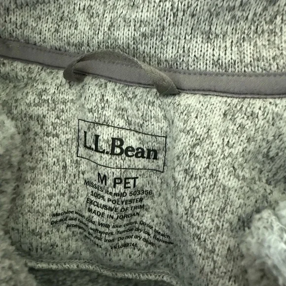 LL Bean Grey Ladies Pullover Size Medium Petite - Picture 4 of 4